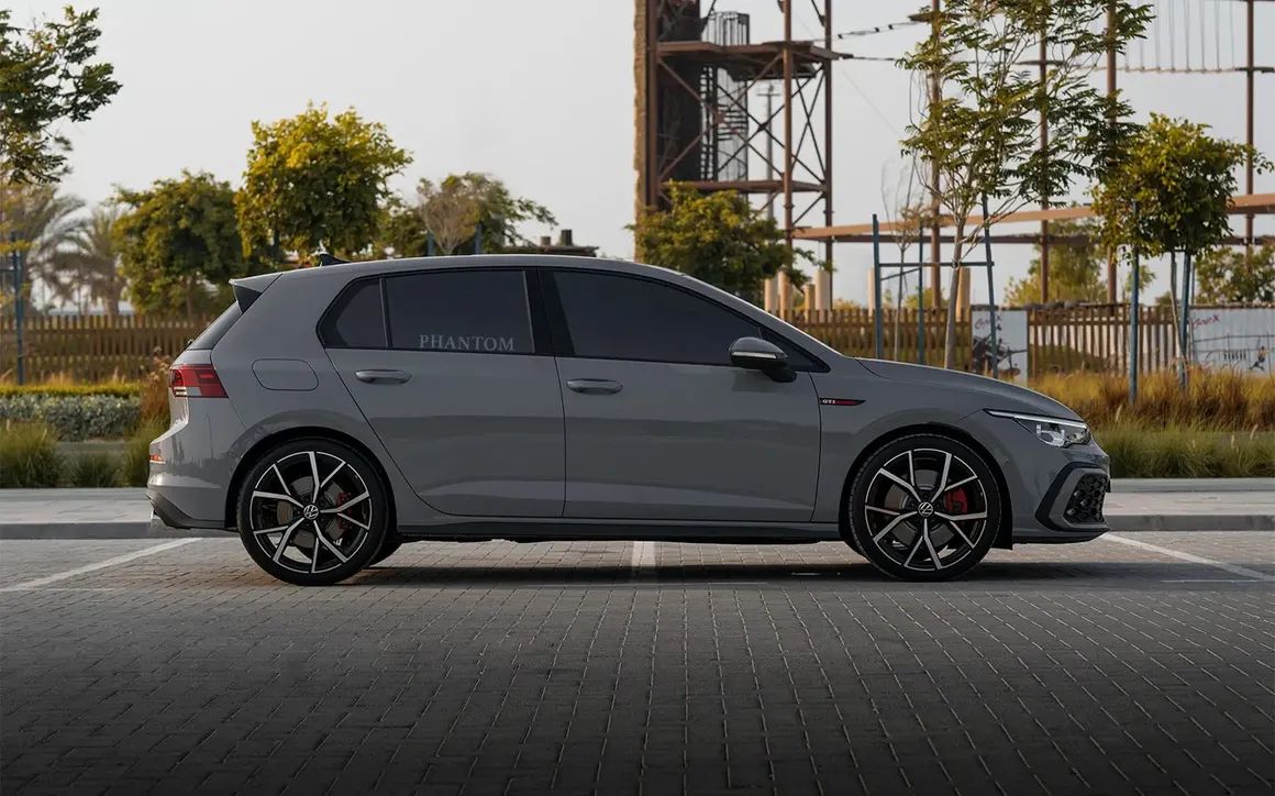 VOLKSWAGEN GOLF GTI 20L - image 2