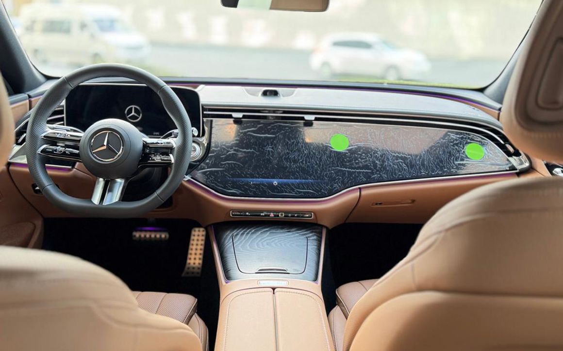 Mercedes E200 2025 - image 5