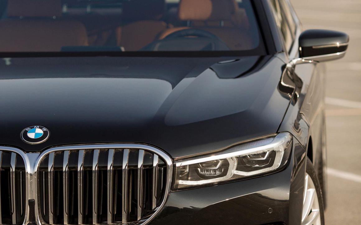 BMW 730i - image 4