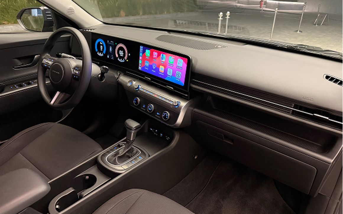 Hyundai Kona Blue - image 11