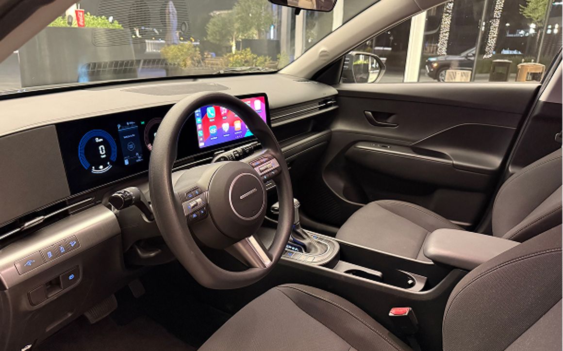 Hyundai Kona Blue - image 10