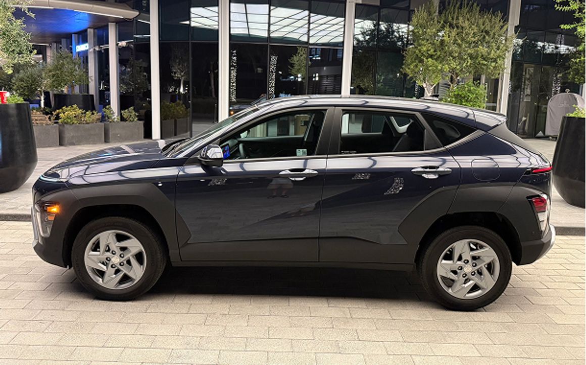 Hyundai Kona Blue - image 2