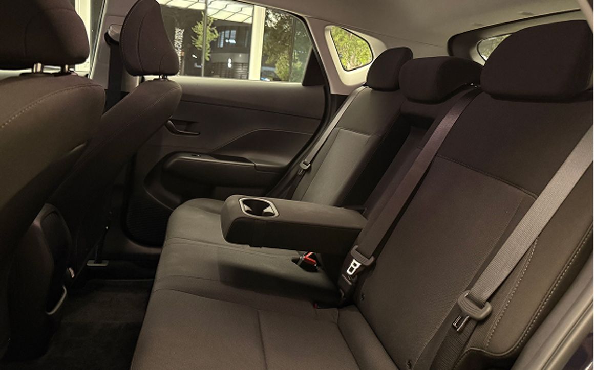Hyundai Kona Blue - image 14