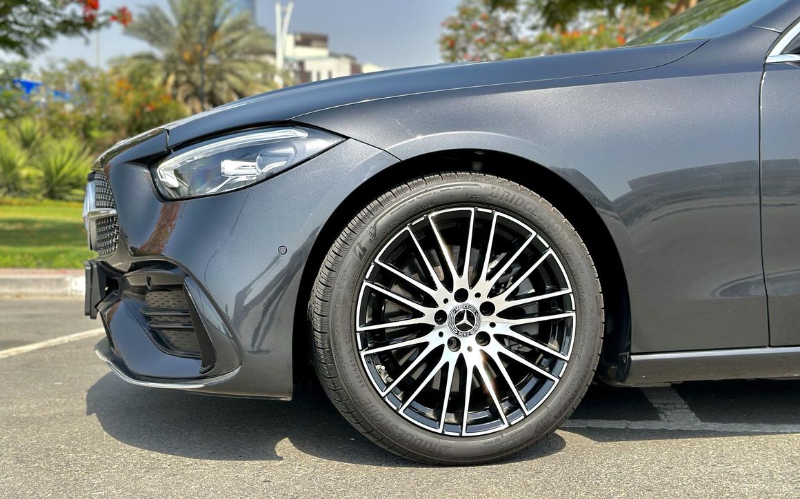 MERCEDES C300 - image 6