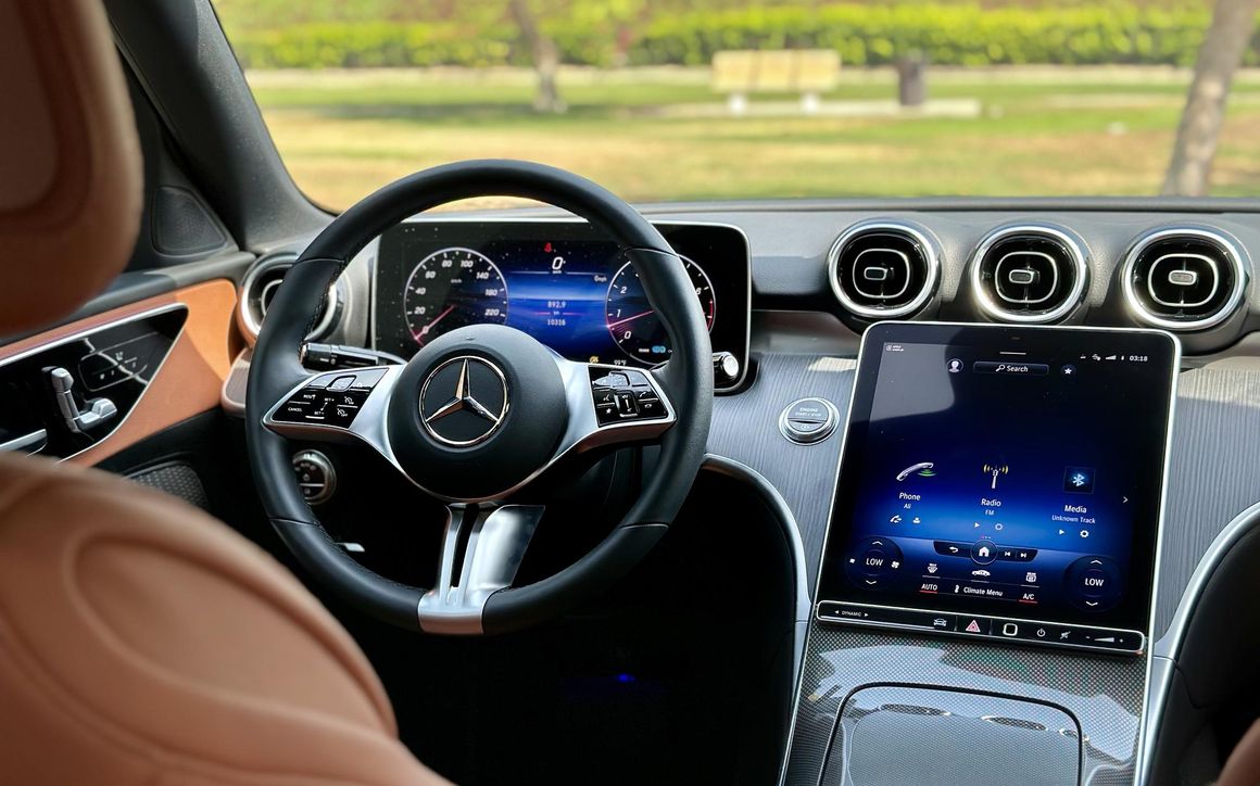 MERCEDES C300 - image 9