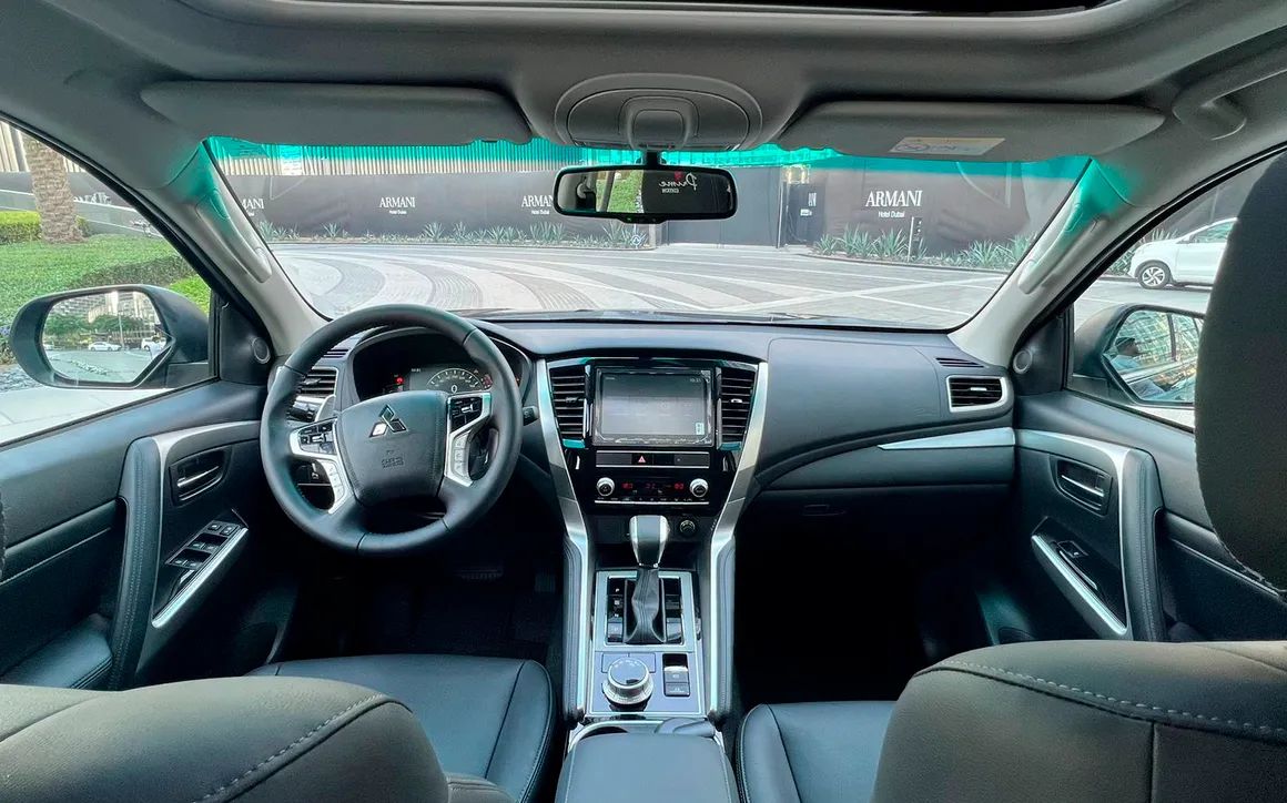 Mitsubishi Montero Sport Prime Edition 2023 - image 11