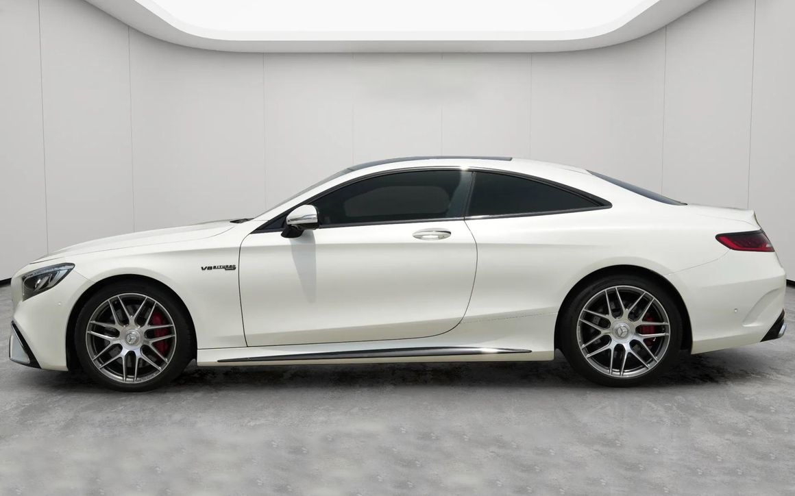 Mercedes AMG S63 - image 2