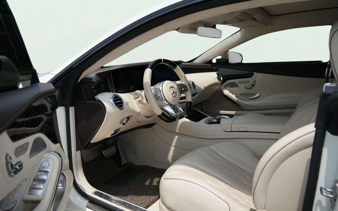 Mercedes AMG S63 - image 6