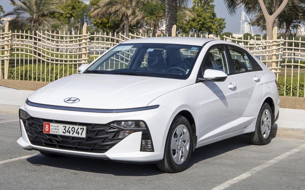 Hyundai Accent - image 1