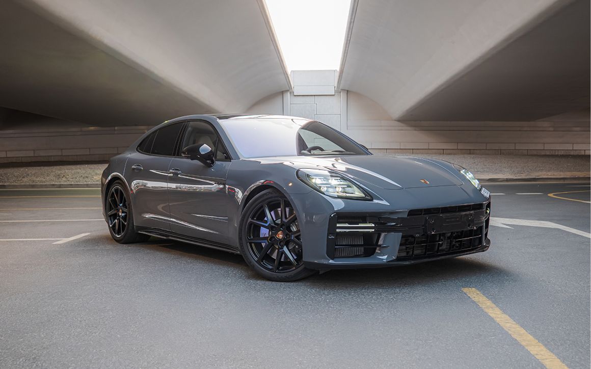 Porsche Panamera 4S E-Hybrid - image 3