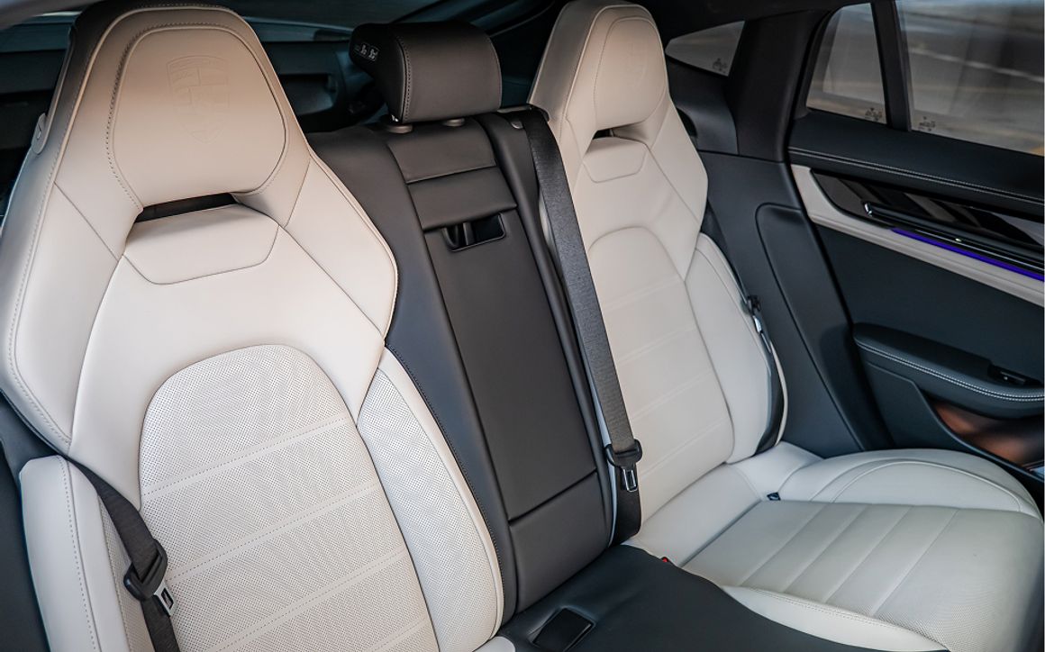 Porsche Panamera 4S E-Hybrid - image 11