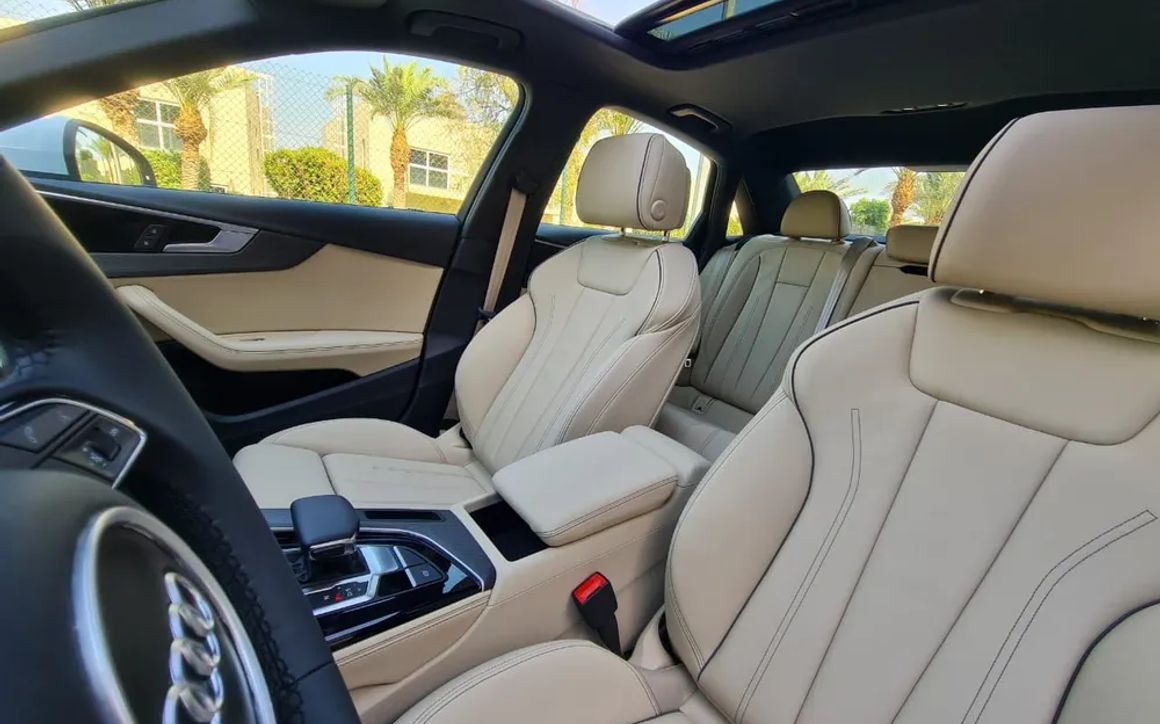 AUDI A4 - image 9