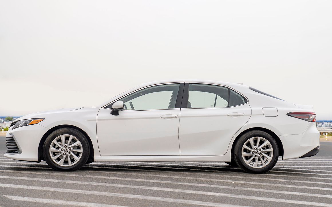 TOYATA CAMRY - image 2
