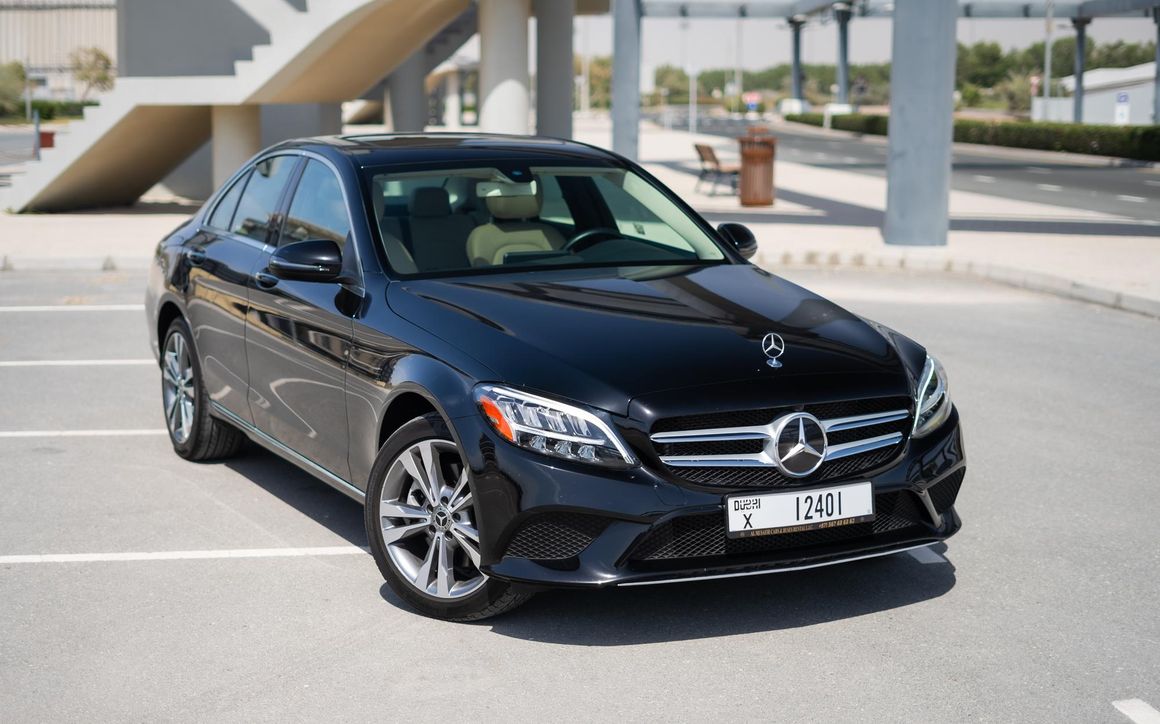 Mercedes C300 - image 5