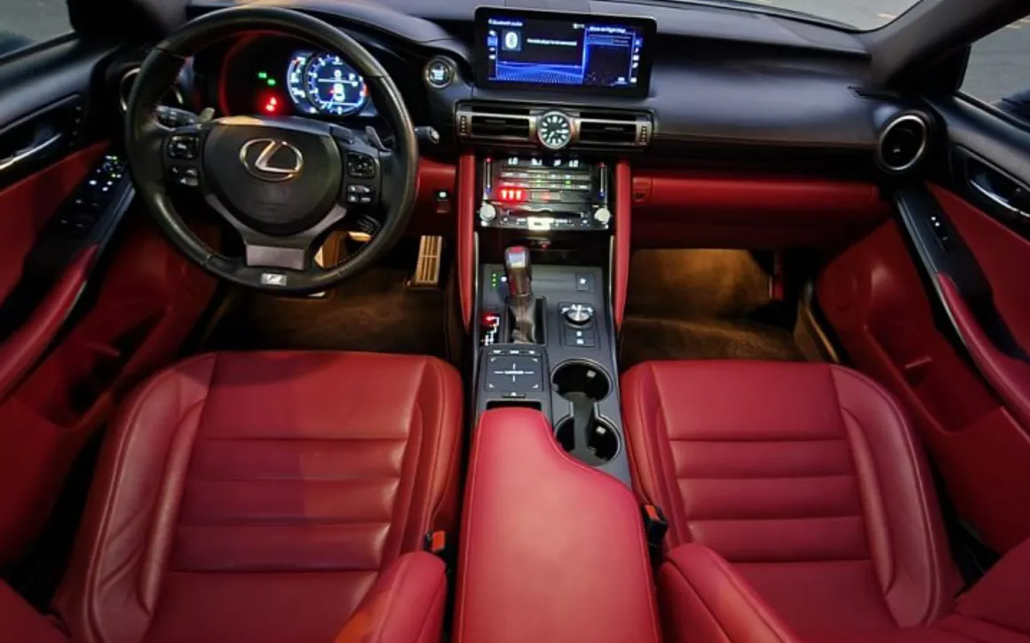 LEXUS IS-F - 2022 - image 7