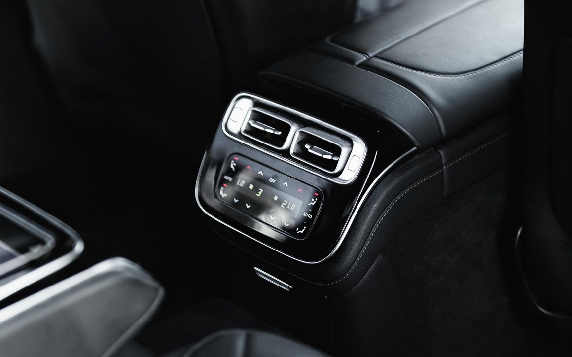 MERCEDES S500 - image 7