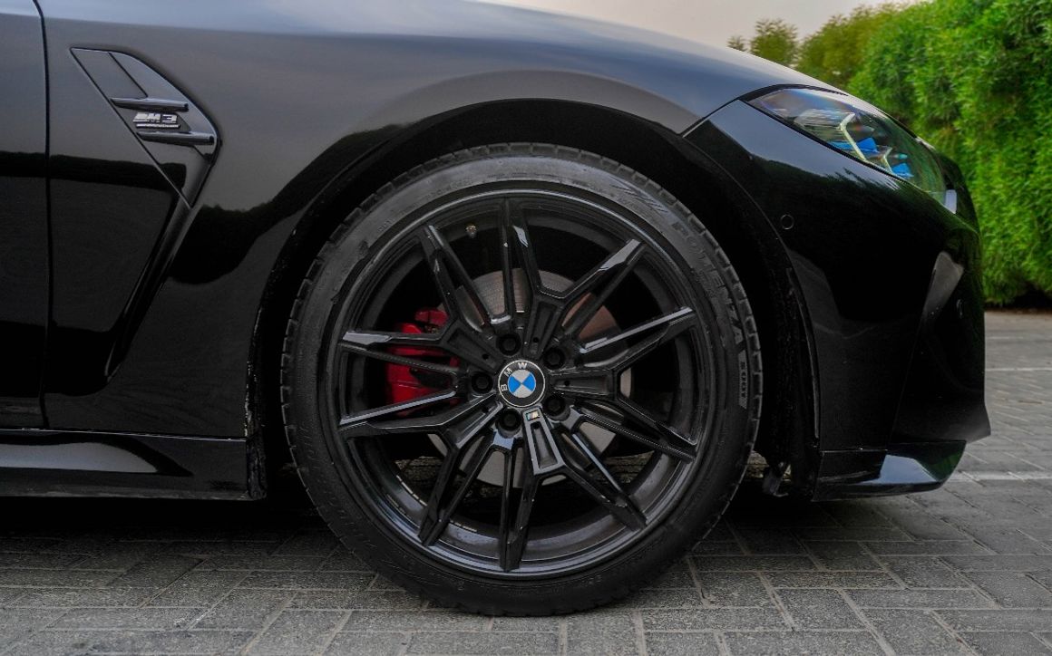 BMW 330i - image 8