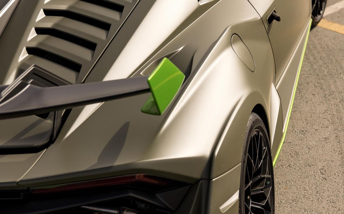 Lamborghini Hurucan STO - image 13