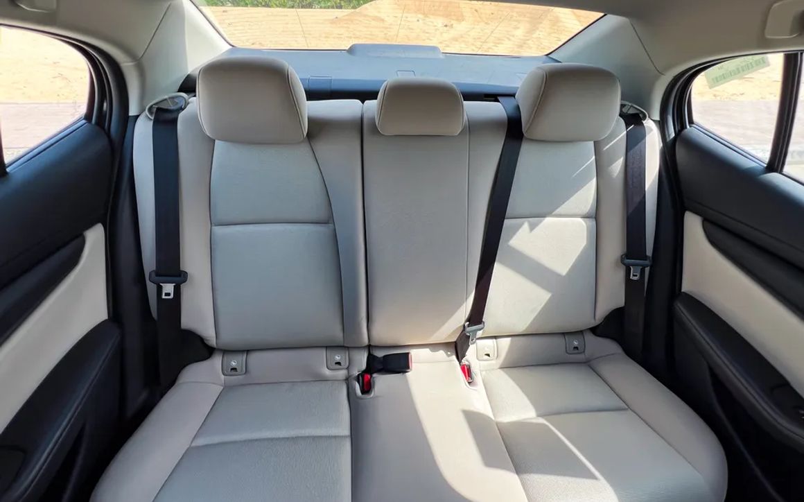 MAZDA 3 - image 7