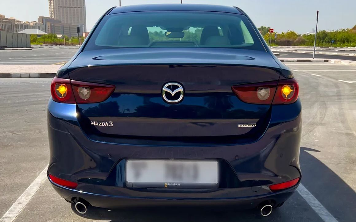 MAZDA 3 - image 3