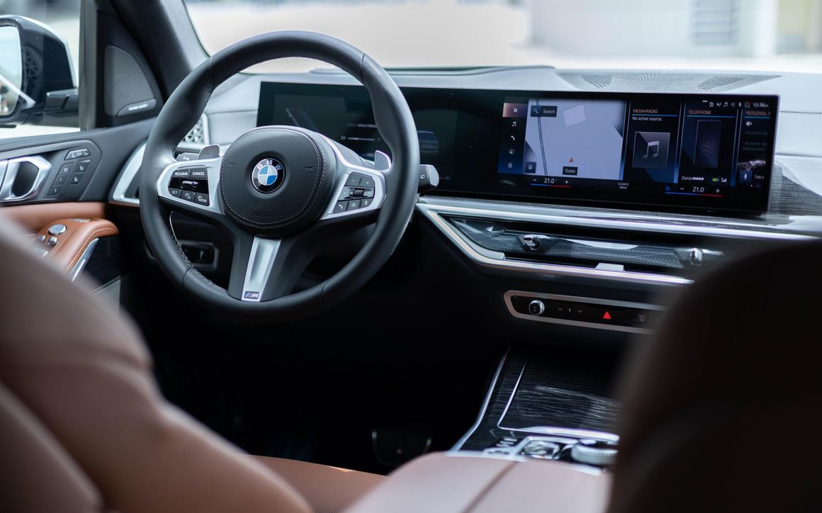 BMW X-7 - image 9