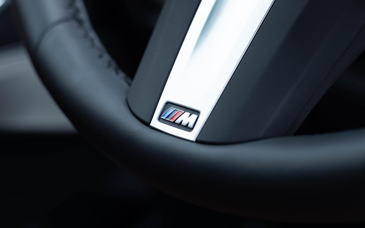 BMW X-7 - image 11