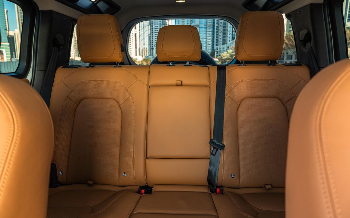 Land Rover Defender V6 110 - image 18