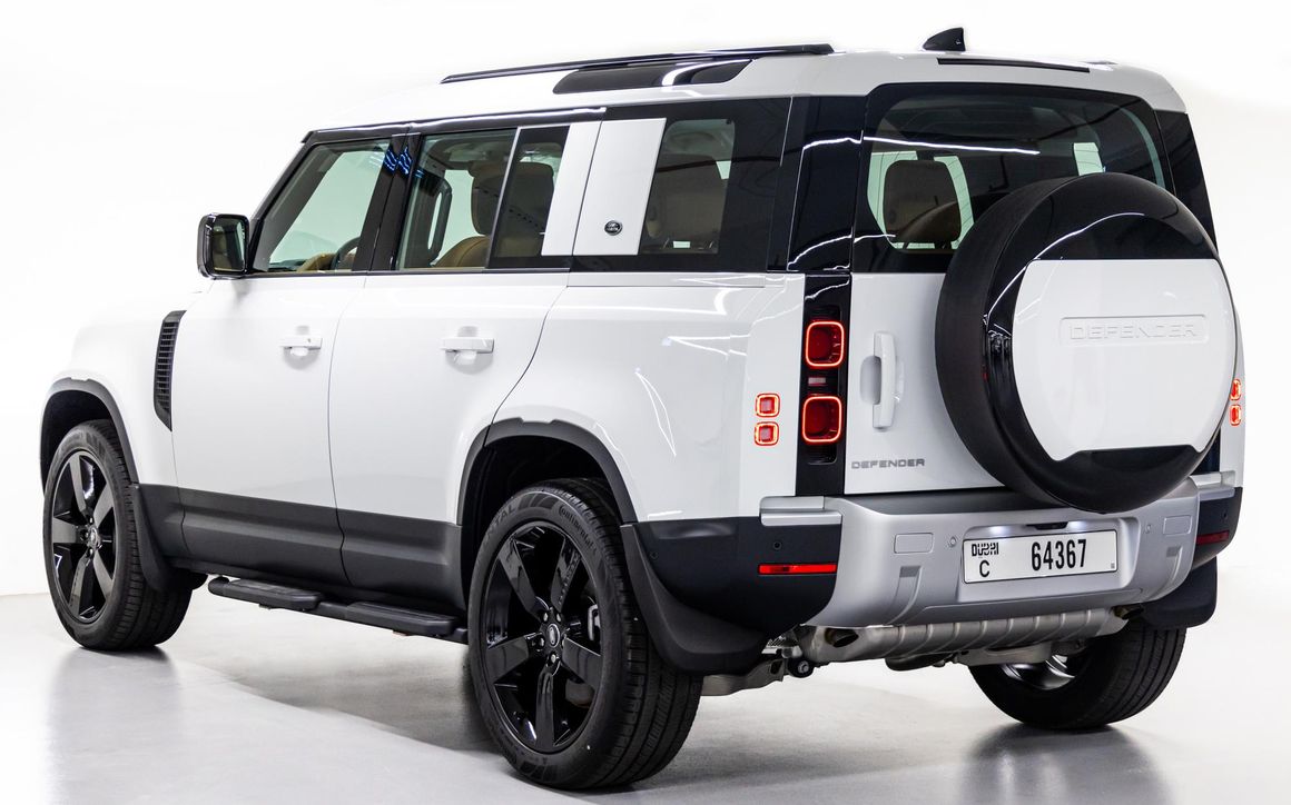 Land Rover Defender V6 110 - image 6