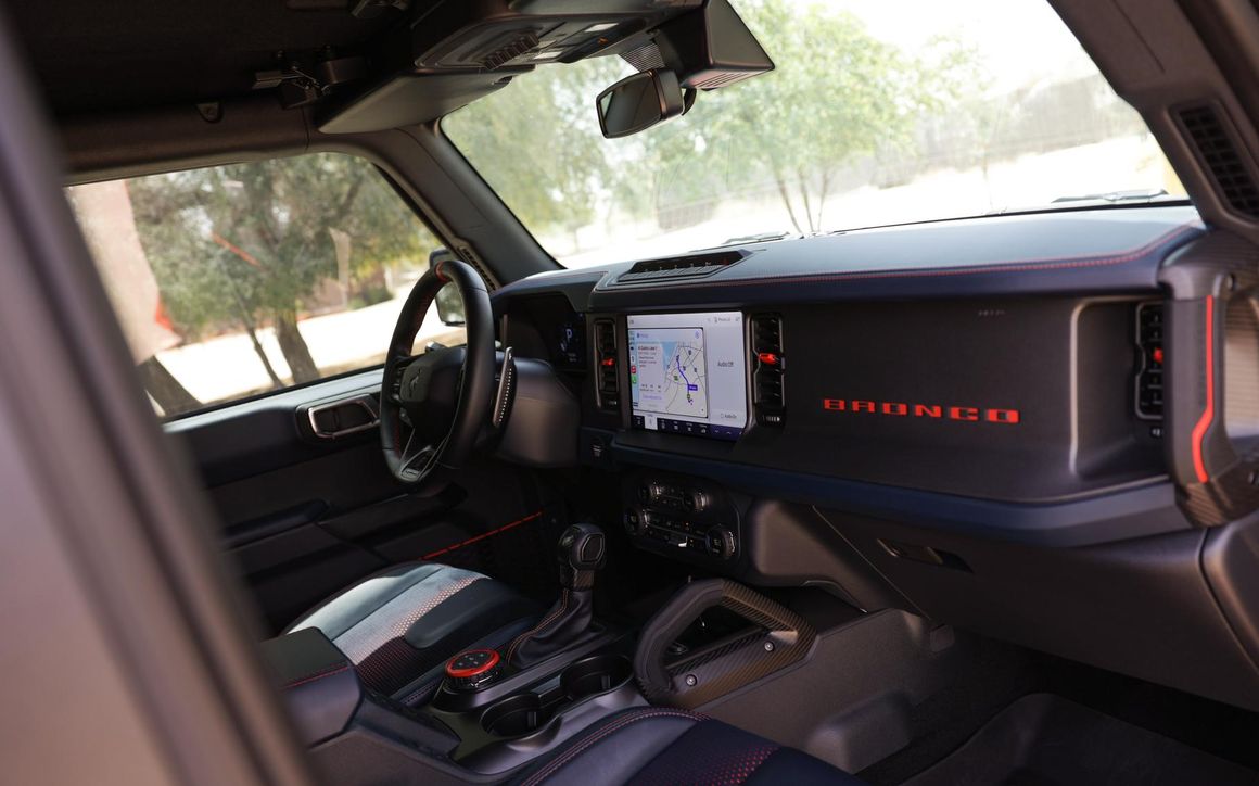 Ford Bronco Raptor - image 12