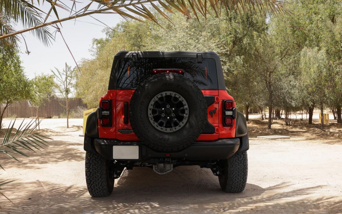 Ford Bronco Raptor - image 6