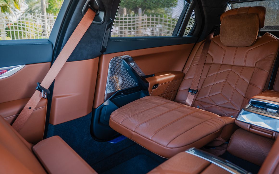 BMW 740i M Kit - image 16
