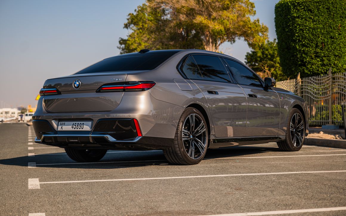 BMW 740i M Kit - image 10