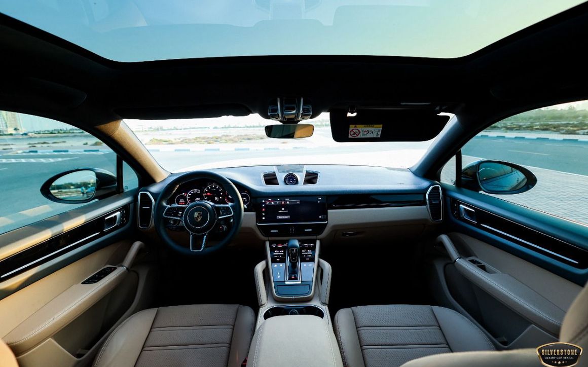 Porsche Cayenne Coupe Gray - image 4
