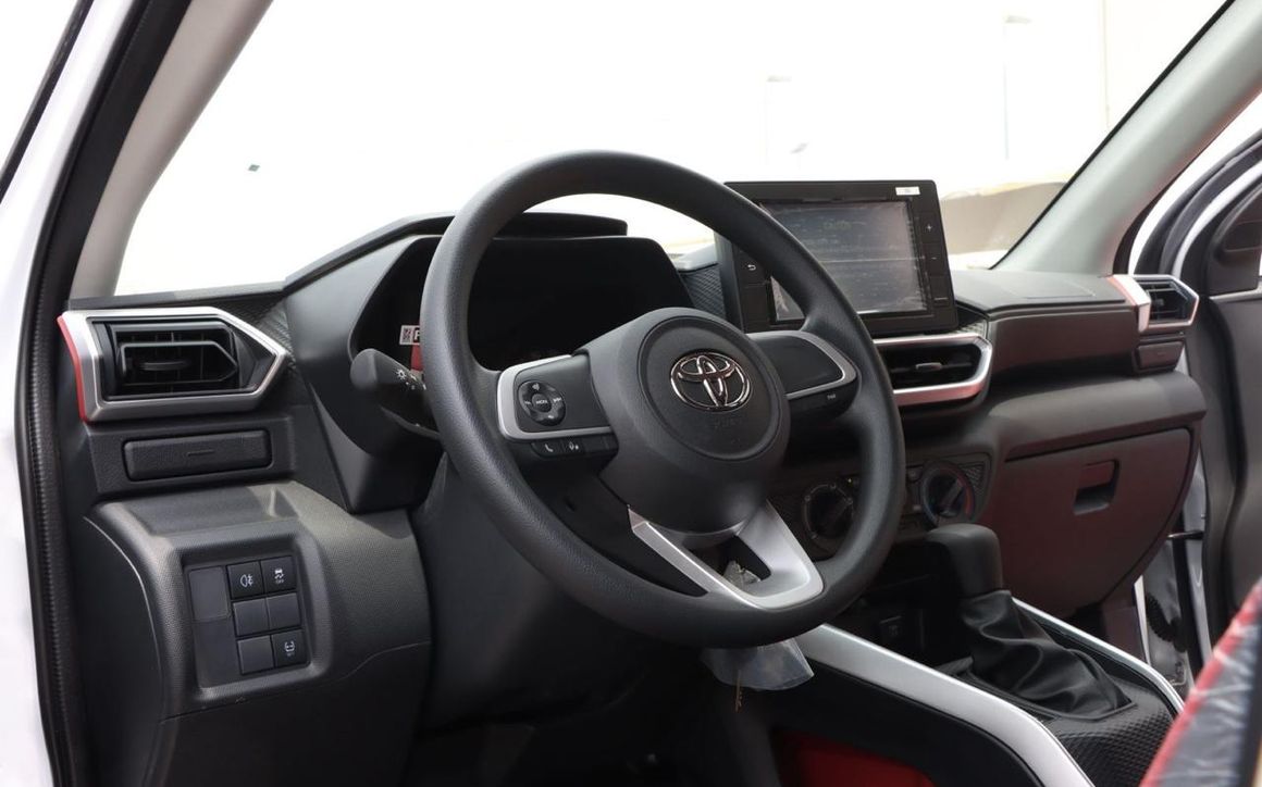 TOYOTA Raize - image 6