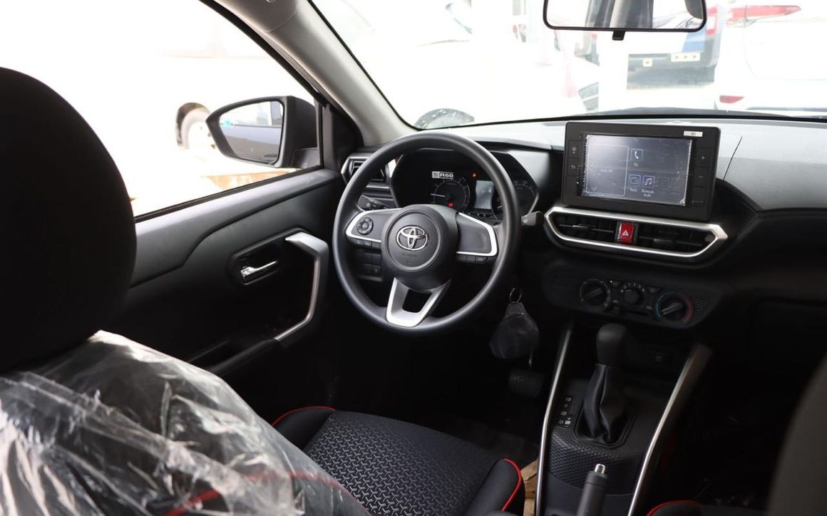 TOYOTA Raize - image 5