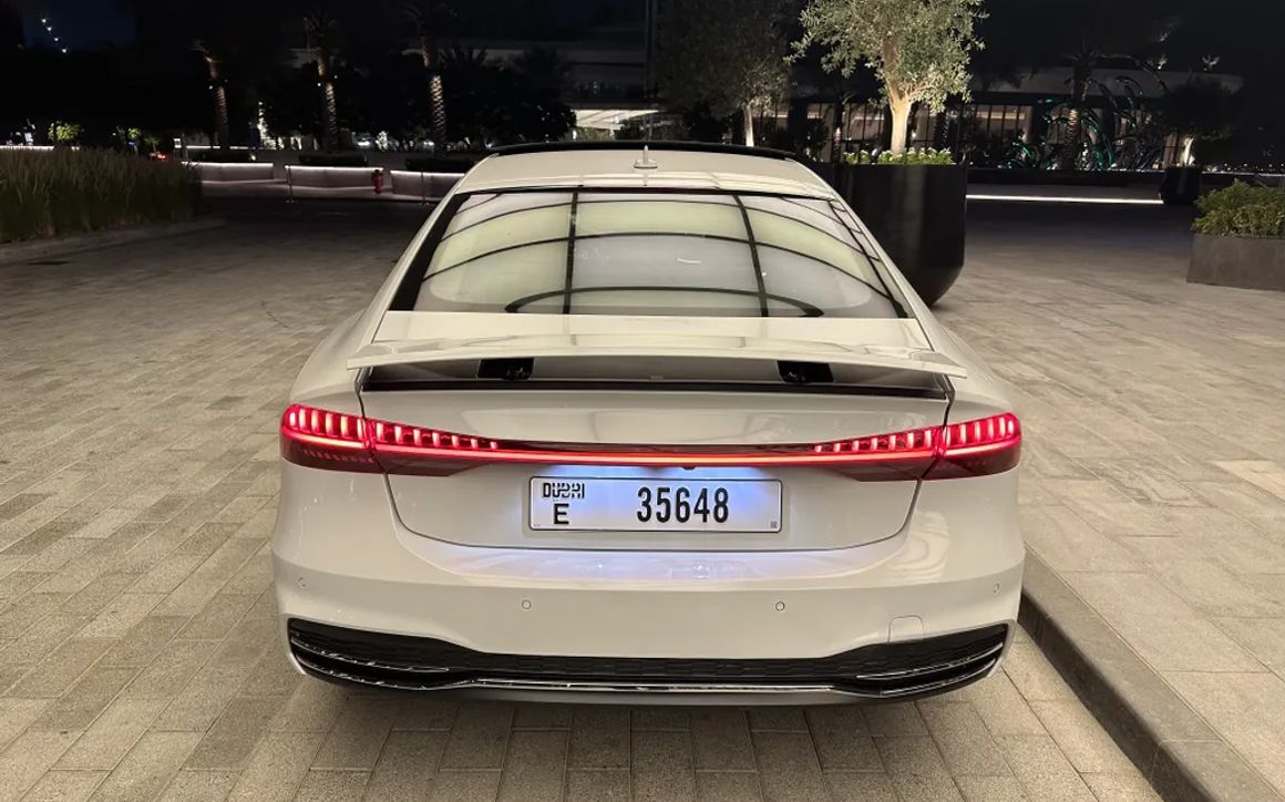 Audi A7 - image 8