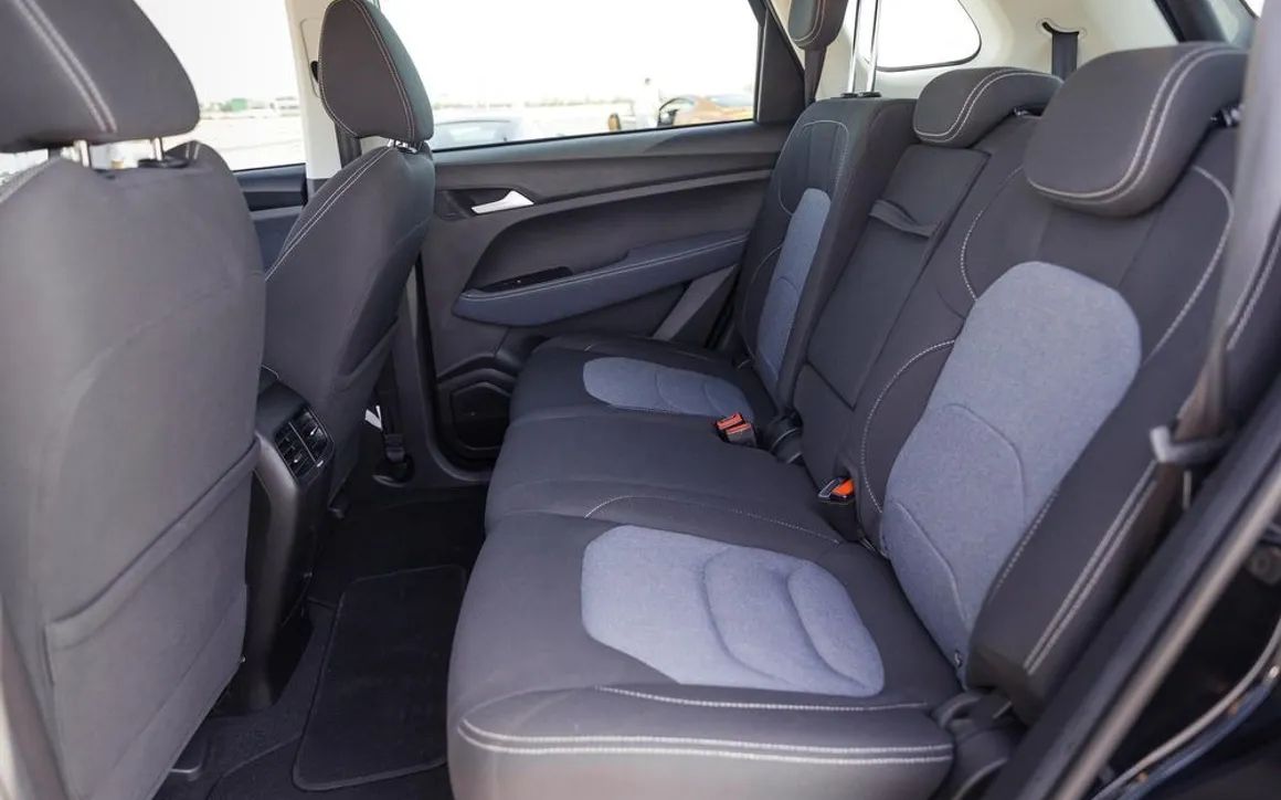 Chevrolet Captiva - image 10