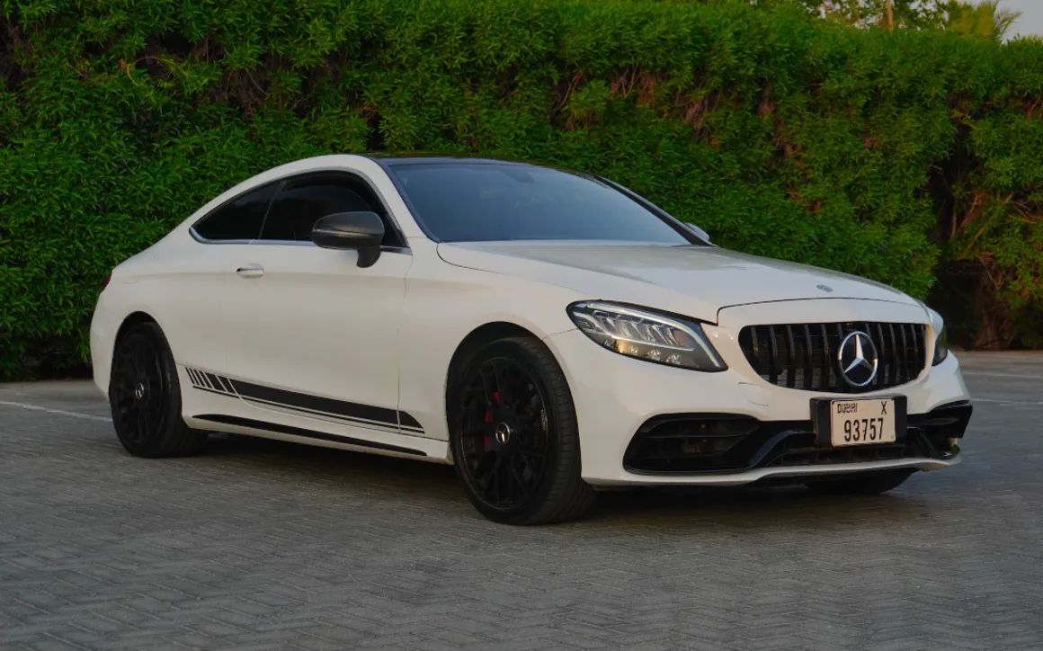 Mercedes C300 Coupe with complete C63 bodykit - image 3