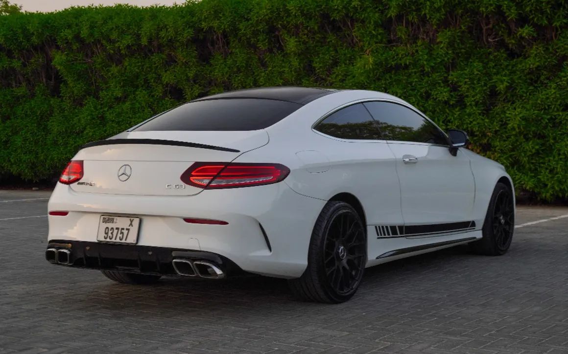 Mercedes C300 Coupe with complete C63 bodykit - image 6