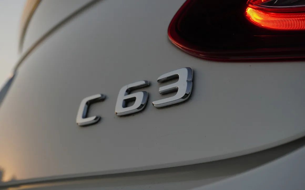 Mercedes C300 Coupe with complete C63 bodykit - image 9