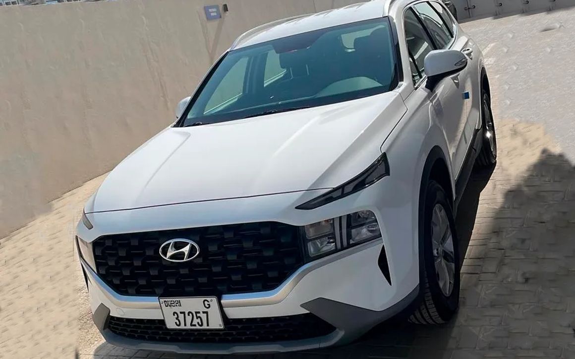 Hyundai Santa Fe - image 3