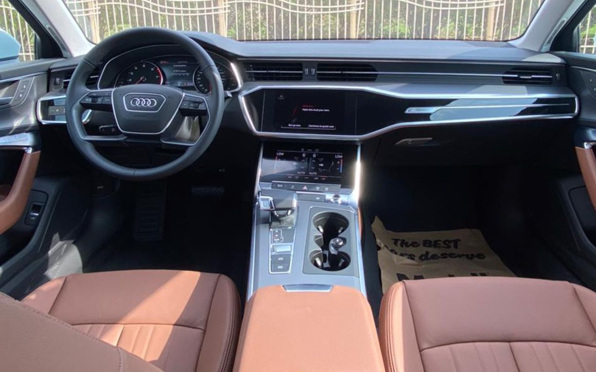 AUDI A6 - image 6