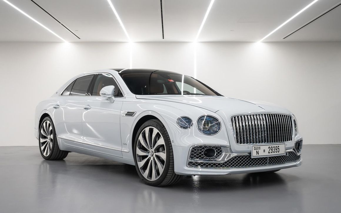 Bentley Flying Spur - image 1