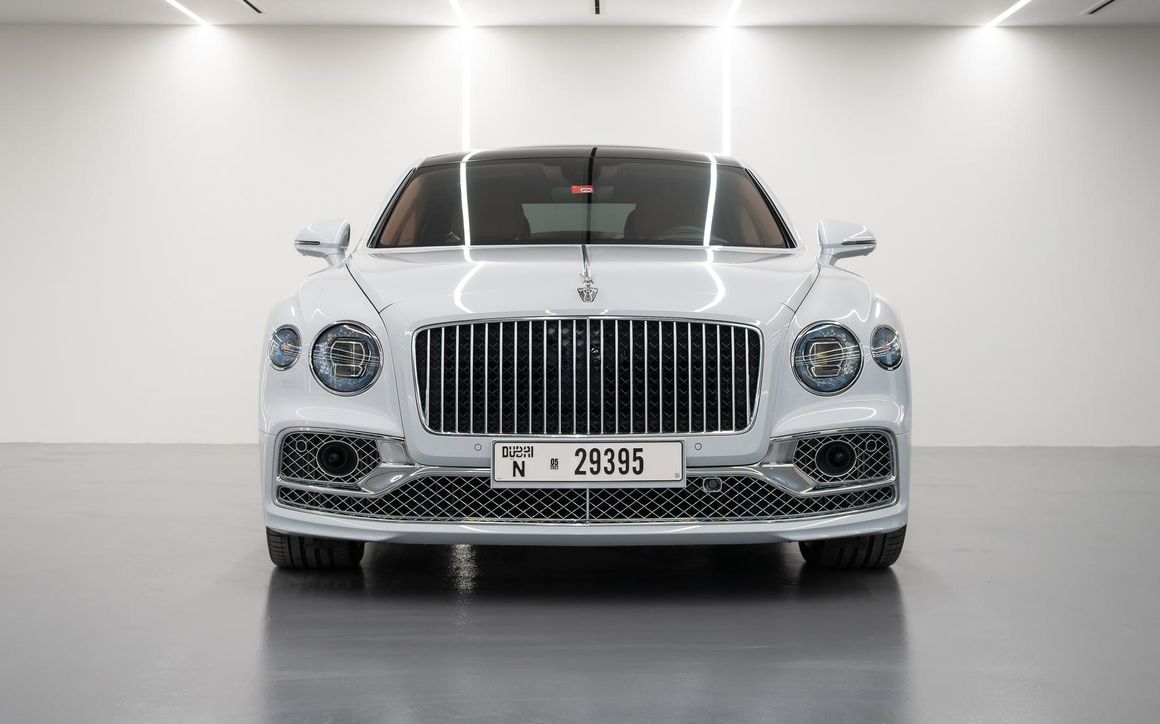 Bentley Flying Spur - image 3