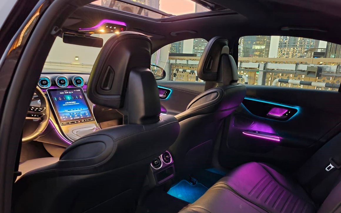 Mercedes C300 4 Door - image 7