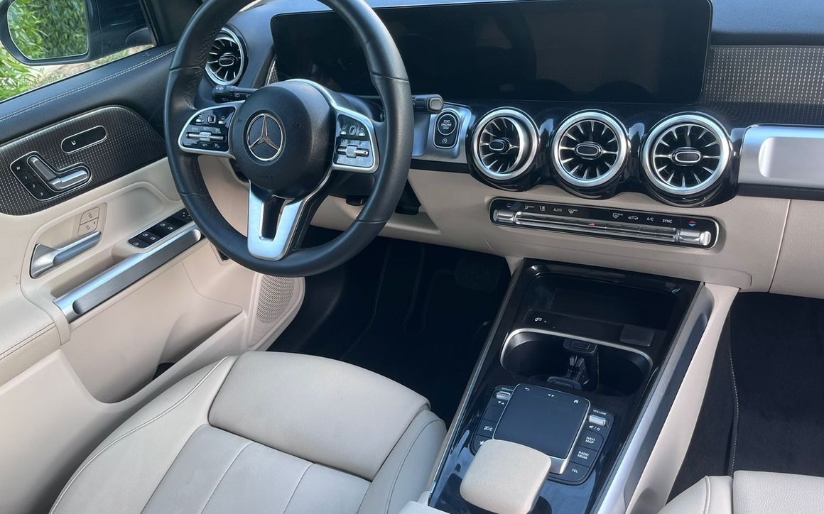 Mercedes GLB250 - image 9