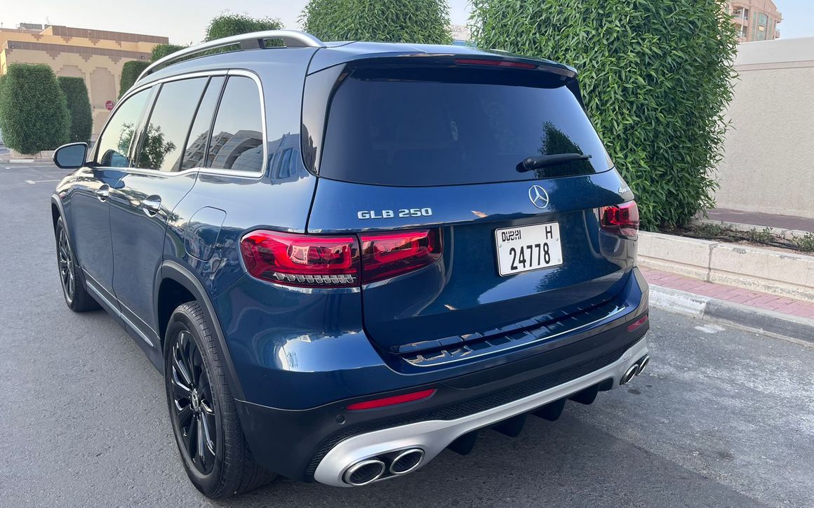 Mercedes GLB250 - image 8