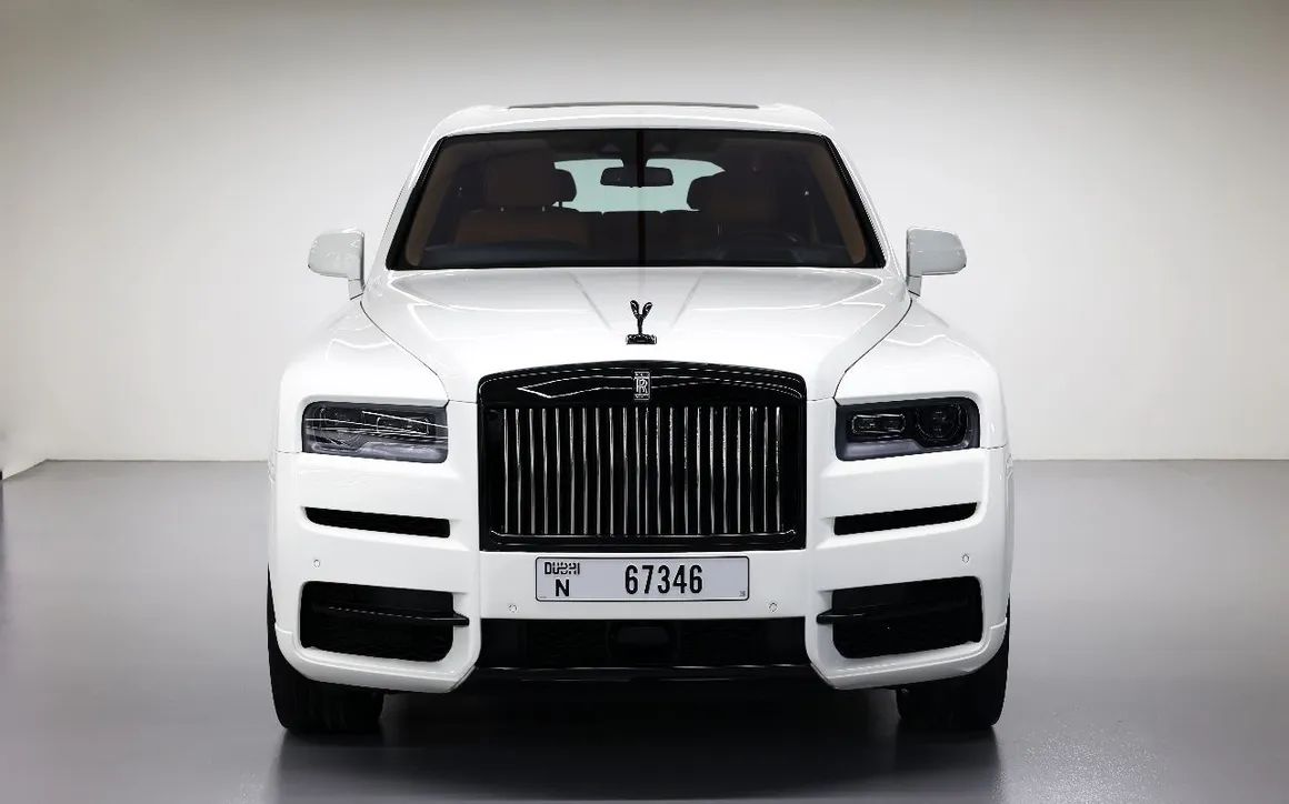 Rolls Royce  BB Cullinan - image 3