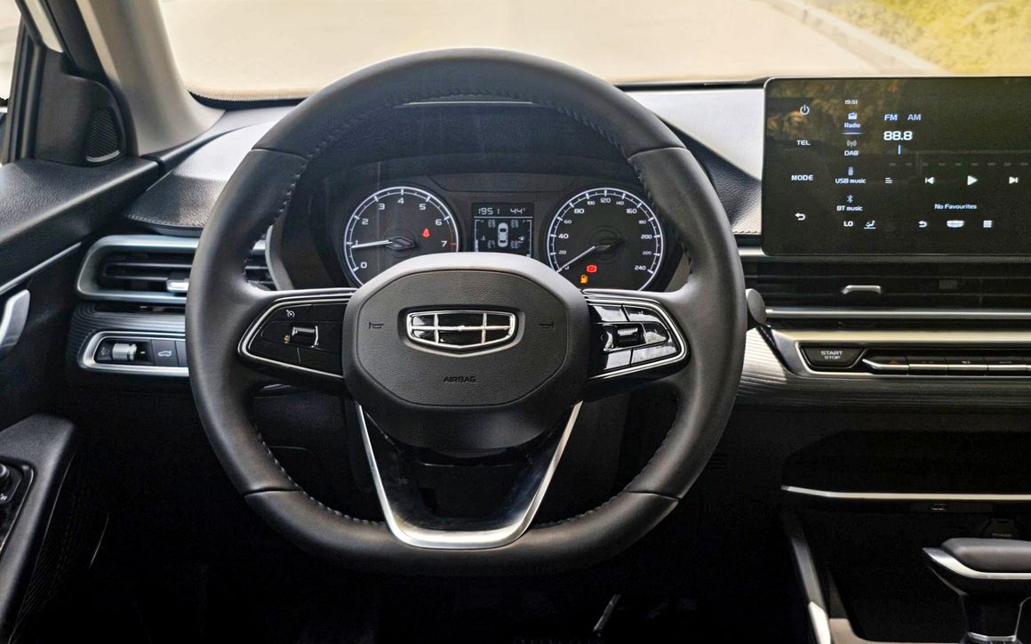 Geely Emgrand 2025 - image 6