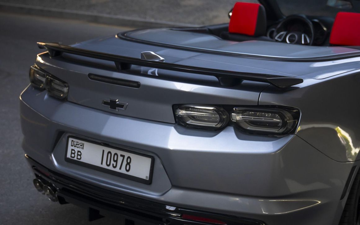 Chevrolet Camaro - image 13